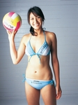 浅尾美和ビキニ画像3.jpg